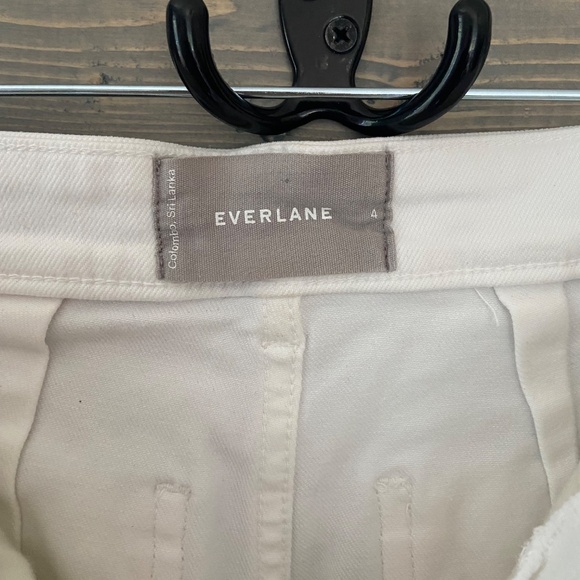 Everlane Women's Straight Leg Pants in Cream - Picture 4 of 5